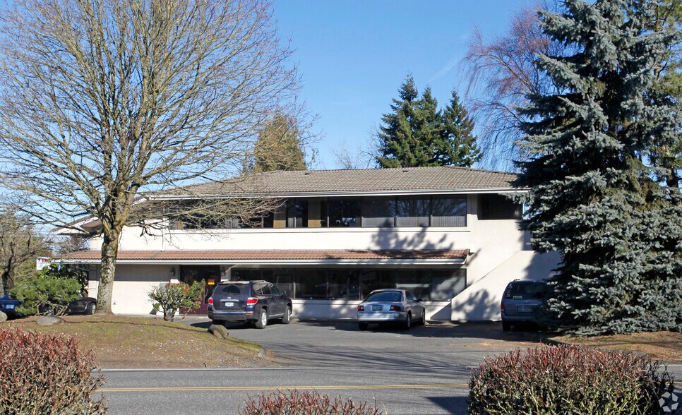 More Photos Of 11030 SW Capitol Hwy, Portland Medical For Lease