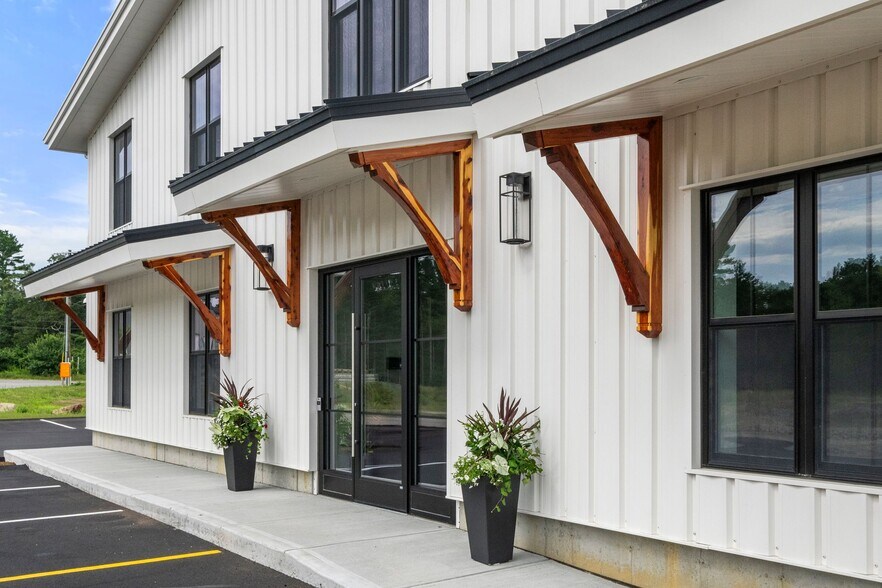 More Photos Of 2 Ricketts Pond Dr, Carver Light Distribution For Lease