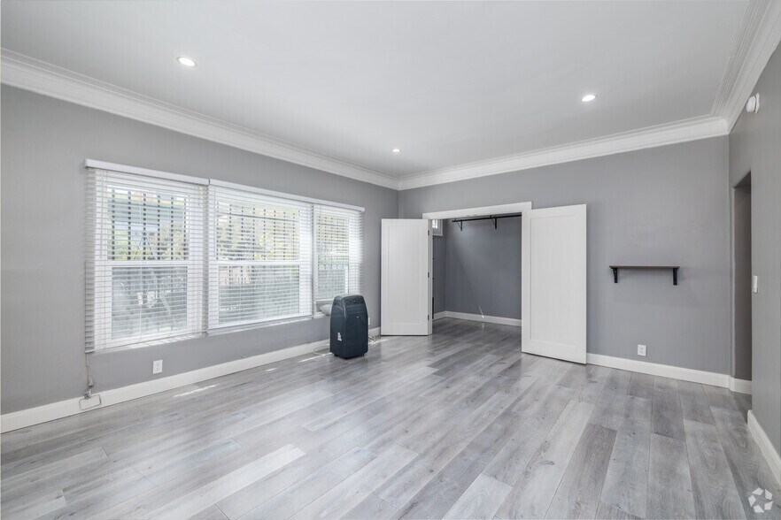 More Photos Of 681 Shatto Pl, Los Angeles Apartments For Sale