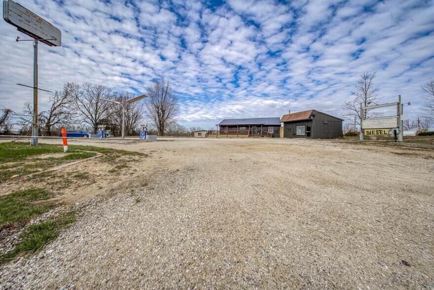 More Photos Of 17475 S US Highway 63, Rolla General Retail For Sale