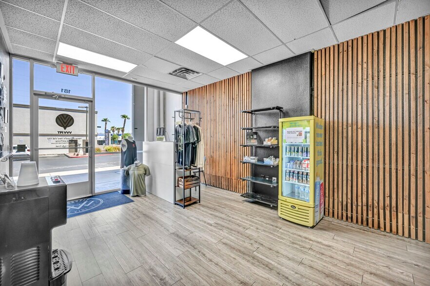 More Photos Of 181 N Gibson Rd, Henderson Warehouse For Sale
