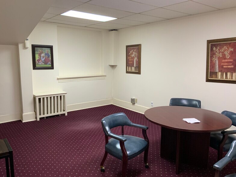 More Photos Of 401 W Cumberland St, Dunn Funeral Home For Sale