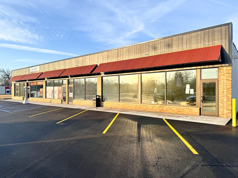 More Photos Of 3209-3215 N Anthony Blvd, Fort Wayne Freestanding For Sale