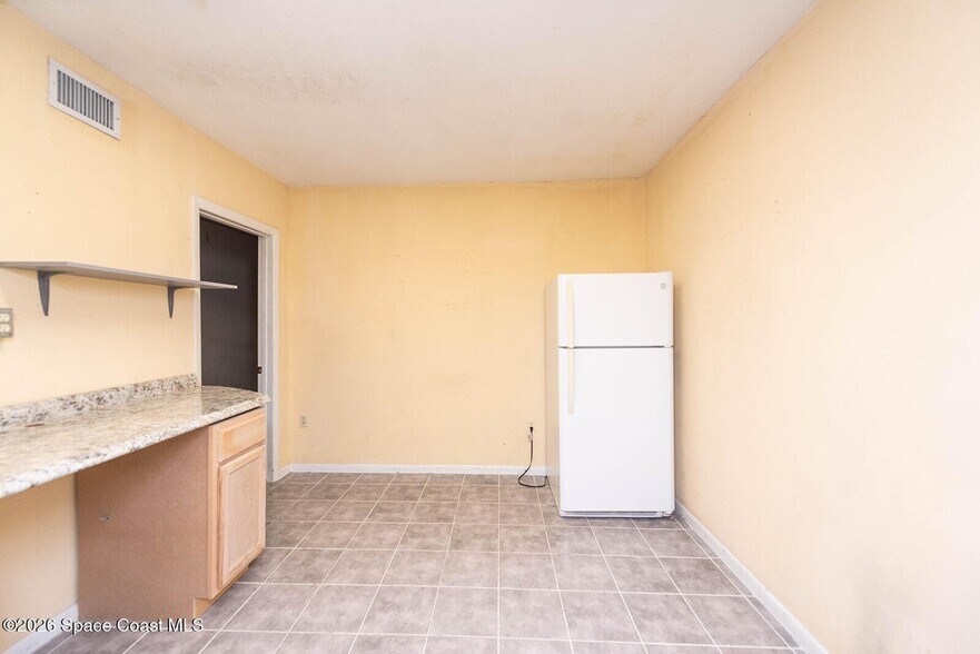 More Photos Of 804-806 Forrest Ave, Cocoa Loft Creative Space For Lease
