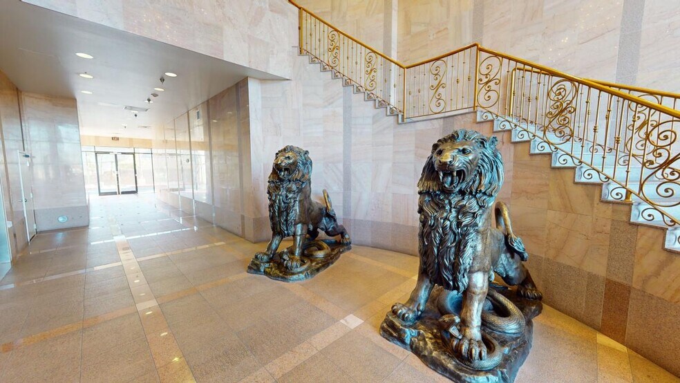 More Photos Of 9890 S Maryland Pky, Las Vegas Storefront Retail Office For Lease