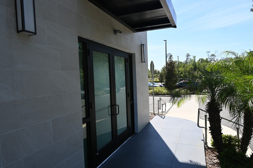 More Photos Of 3370 Rouse Rd, Orlando Storefront For Sale