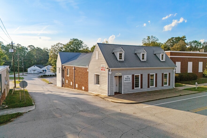 Primary Photo Of 402 Rome St, Carrollton Office For Sale