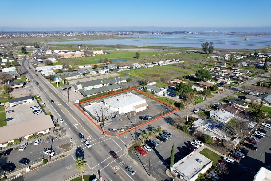 More Photos Of 4979 Olivehurst Ave, Olivehurst General Retail For Sale