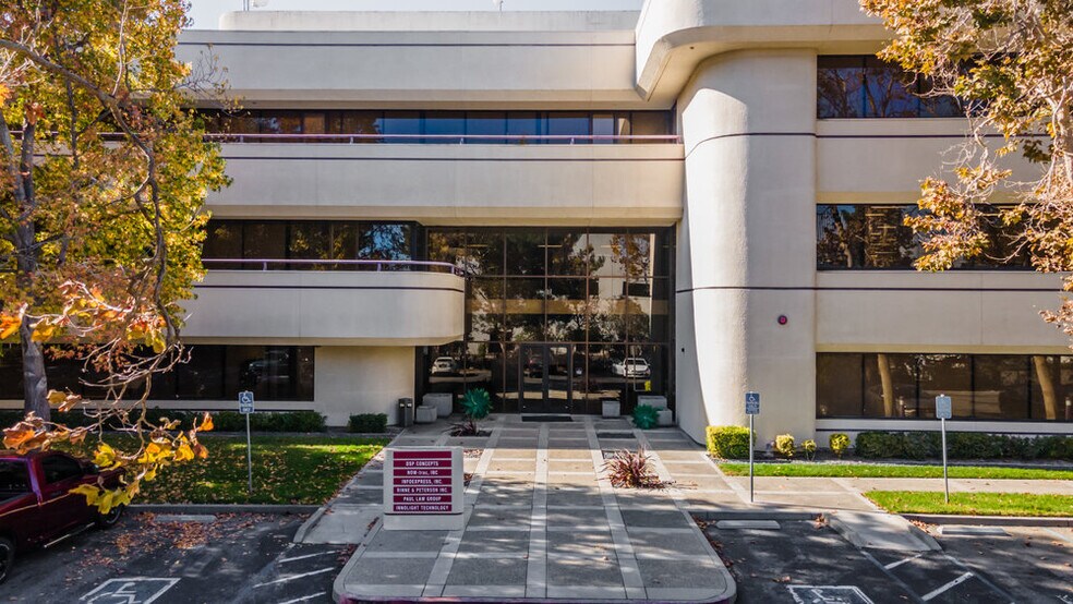 More Photos Of 3235 Kifer Rd, Santa Clara Office For Sale