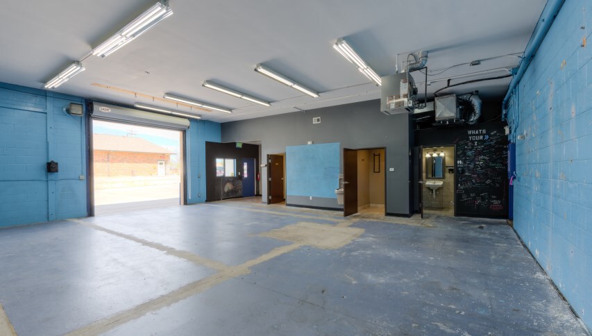 More Photos Of 776 W Baseline Rd, Lafayette Warehouse For Lease