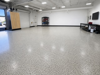 More Photos Of 301 Hickory Ridge Trl, Woodstock Unknown For Lease