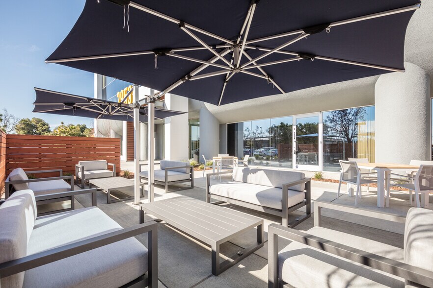 More Photos Of 2953 Bunker Hill Ln, Santa Clara Loft Creative Space For Lease