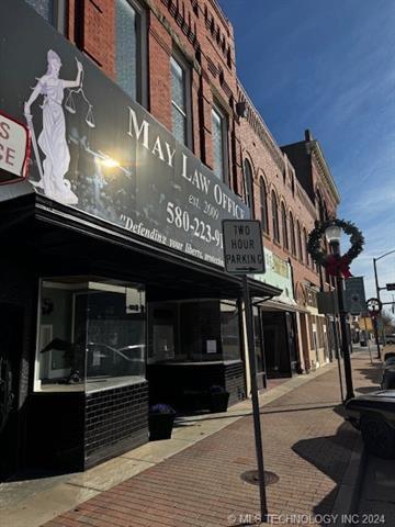More Photos Of 9 W Main St, Ardmore Office For Sale