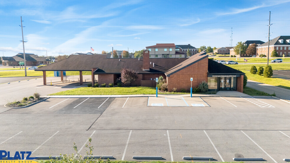 Primary Photo Of 3667 Starrs Centre Dr, Canfield Bank For Lease