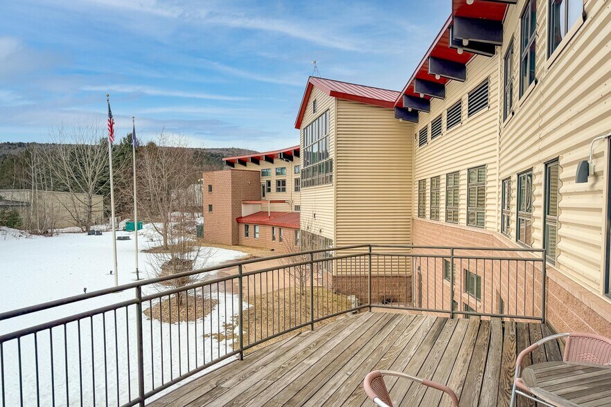 More Photos Of 193 Home Farm Way, Waitsfield Office For Sale