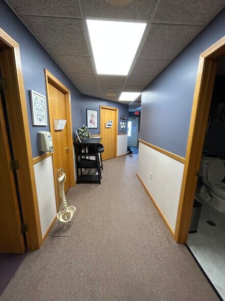 More Photos Of 170 Intrepid Ln, Syracuse Medical For Sale