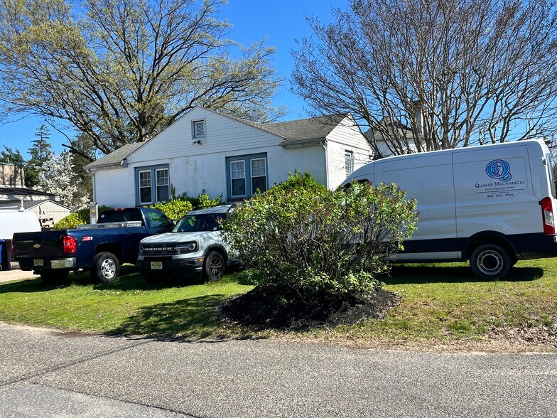More Photos Of 1211 Cinnaminson Ave, Cinnaminson Warehouse For Lease