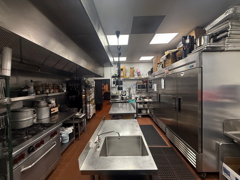 More Photos Of 771 N Virgil Ave, Los Angeles Restaurant For Lease
