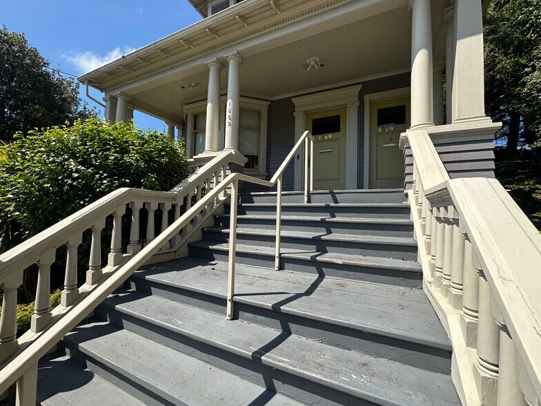 More Photos Of 1369 G St, Arcata Office Residential For Sale