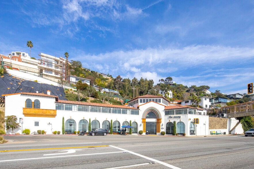 More Photos Of 17575 Pacific Coast Hwy, Pacific Palisades Loft Creative Space For Lease