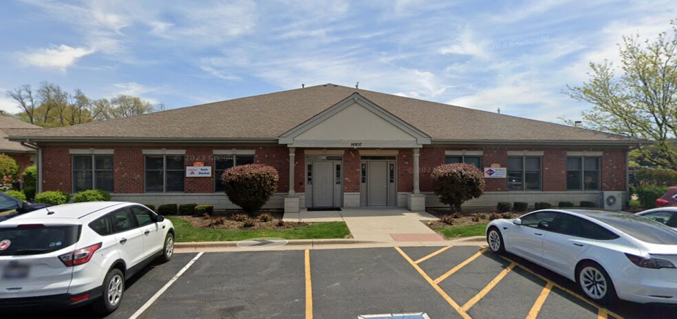 More Photos Of 16610 W 159th St, Lockport Office For Sale