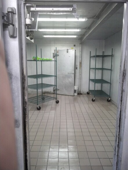 More Photos Of 2212 Rose St, La Crosse Restaurant For Sale