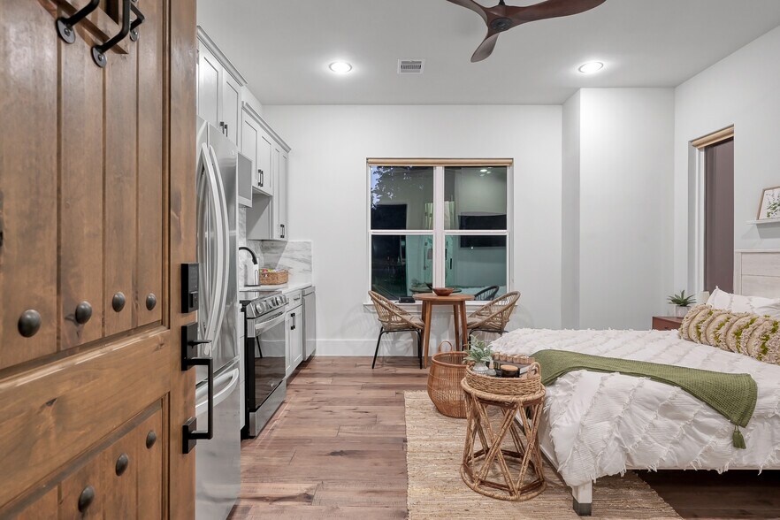 More Photos Of 15937 Stagecoach Rd, Stagecoach Specialty For Sale