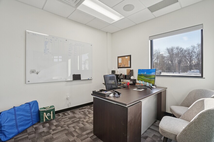 More Photos Of 11591 217th Ave NW, Elk River Office For Lease