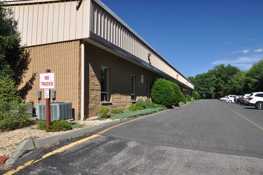 More Photos Of 640 Herman Rd, Jackson Warehouse For Lease