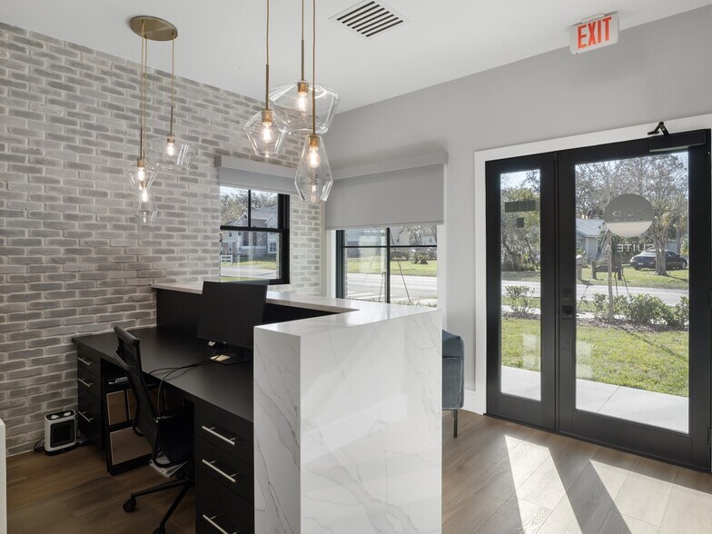 More Photos Of 553 W Plant St, Winter Garden Storefront Retail Office For Sale