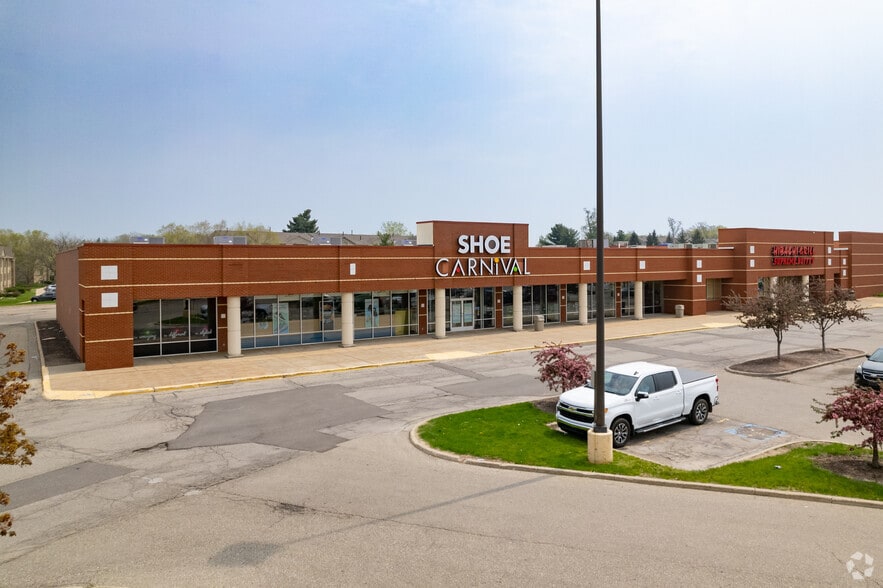 More Photos Of 555-805 Center Dr NW, Grand Rapids Unknown For Lease