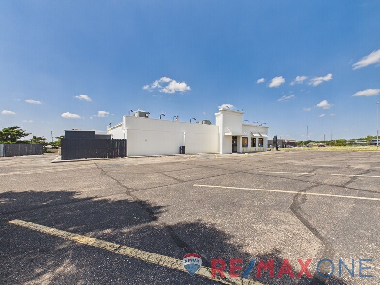 More Photos Of 2208 E Kansas Ave, Garden City Fast Food For Sale