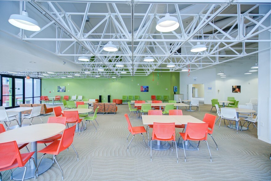 More Photos Of 6505 W Chandler Blvd, Chandler Research And Development For Sale