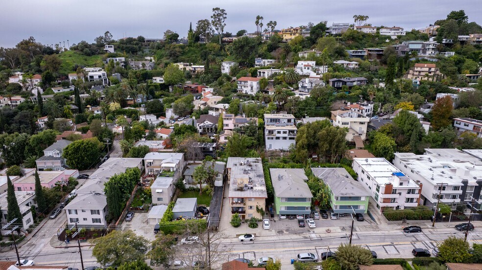 More Photos Of 2421 N Beachwood Dr, Los Angeles Multifamily For Sale