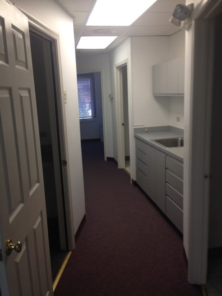 More Photos Of 186 Thomas Johnson Dr, Frederick Unknown For Lease