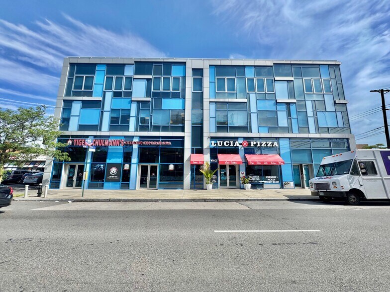 More Photos Of 215-15 Northern Blvd, Bayside Storefront Retail Office For Lease