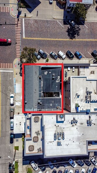 More Photos Of 100 W High St, Oxford Storefront Retail Residential For Sale