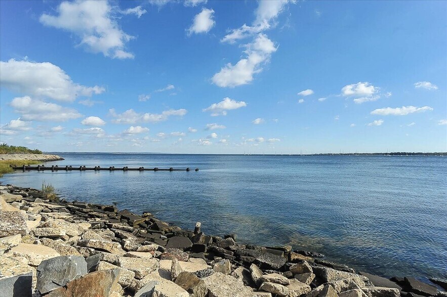 More Photos Of 55 E Front St, Keyport Office For Sale