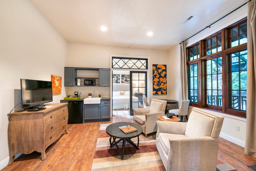 More Photos Of 9000 Highway 128, Philo Hotel For Sale