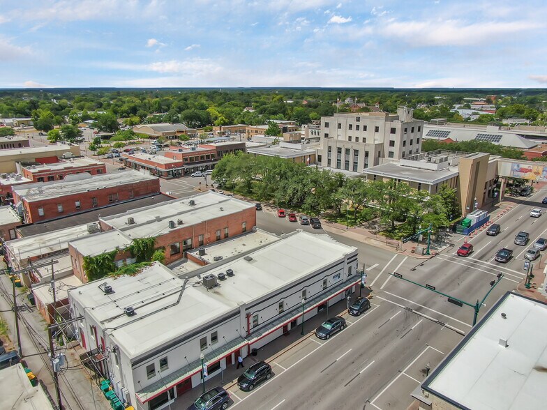 More Photos Of 336 N Main St, Conroe Office For Sale