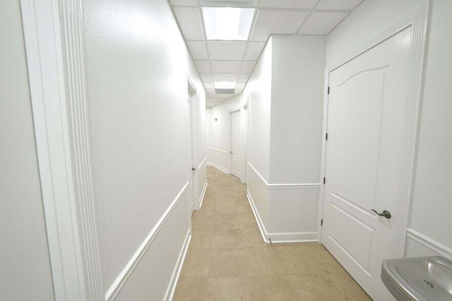 More Photos Of 2009 Longwood Lake Mary Rd, Longwood Medical For Lease