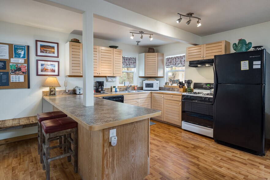 More Photos Of 168 S 100 W, Moab Specialty For Sale