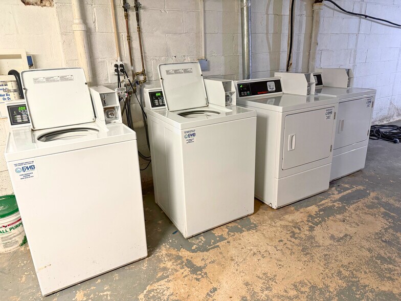 More Photos Of 3921 Maine Ave, Baltimore Apartments For Sale