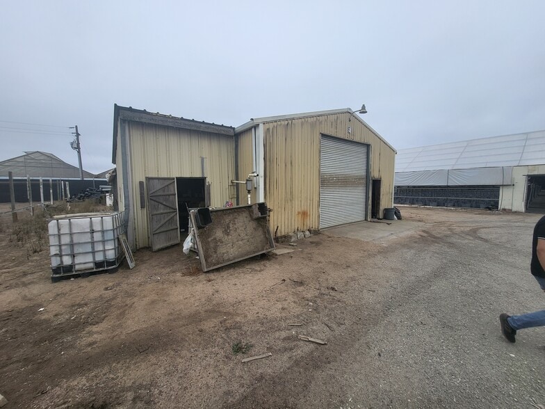 More Photos Of 20200 Spence Rd, Salinas Specialty For Lease