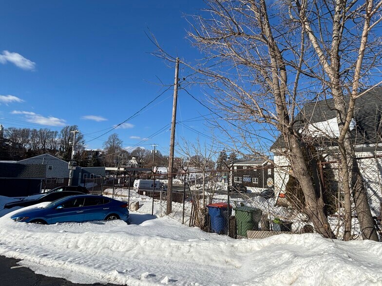 More Photos Of 11 Water St, Plymouth Land For Sale