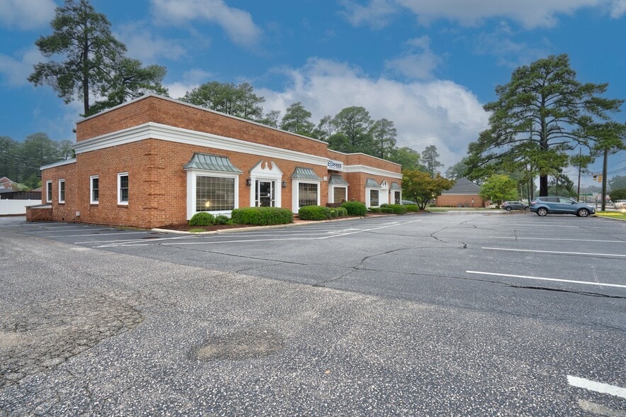Primary Photo Of 2325 Sunset Ave, Rocky Mount Office For Sale