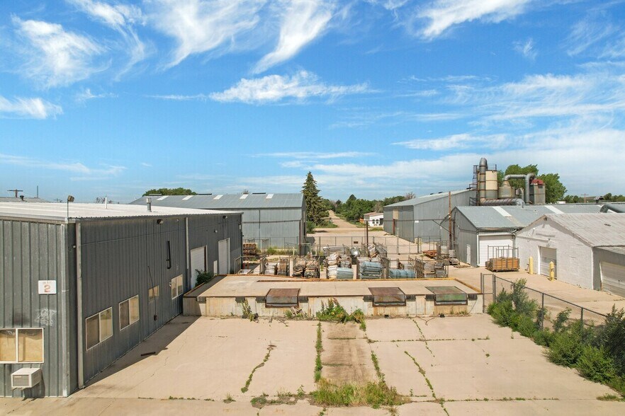 More Photos Of 200 Sioux Ave, Simla Manufacturing For Sale