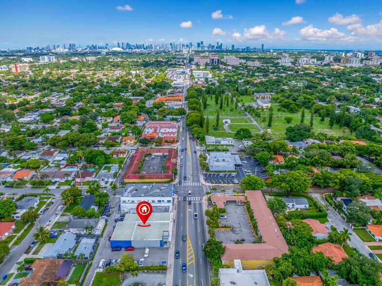 More Photos Of 4713-4725 SW 8th St, Miami Storefront For Lease