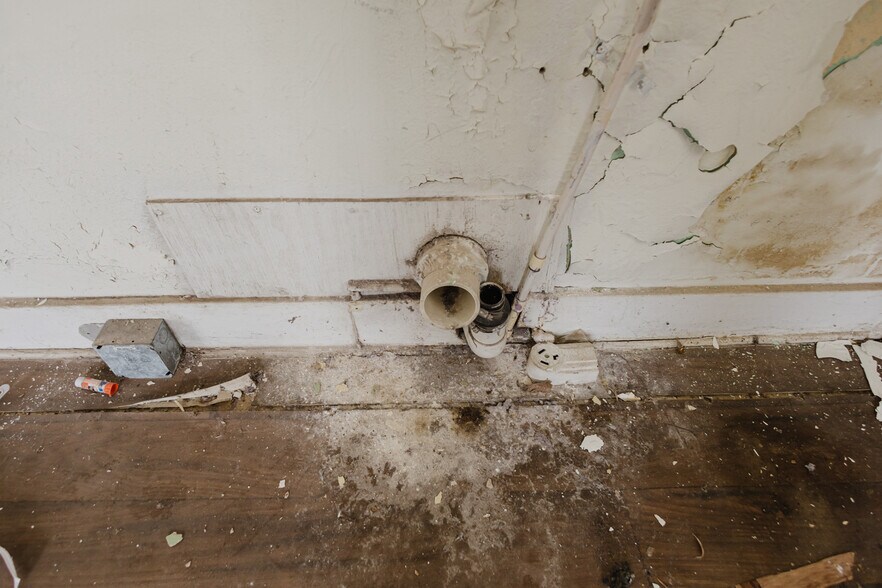 More Photos Of 123 E Madison Ave, Arkansas City Apartments For Sale
