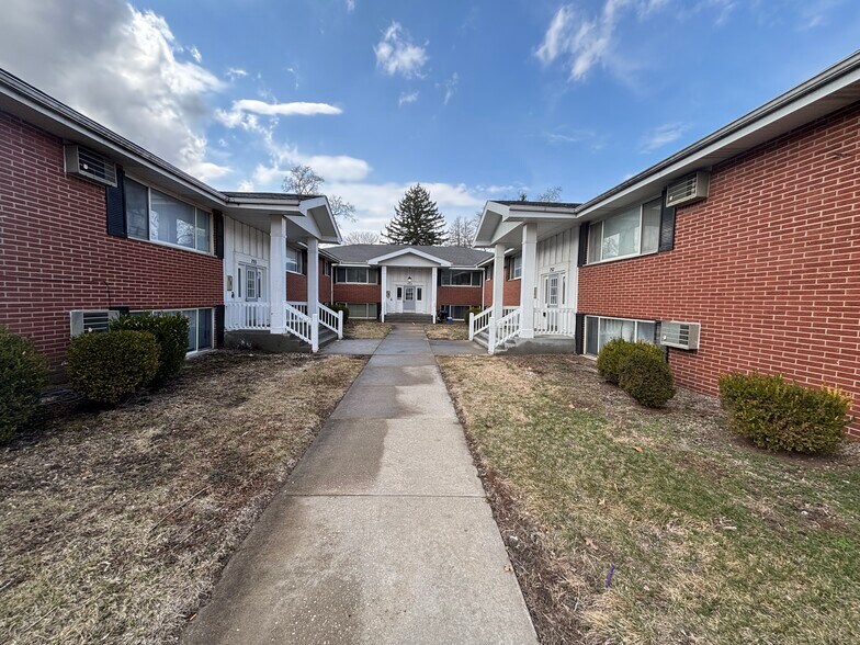 More Photos Of 751-757 N 5th Ave, Kankakee Apartments For Sale